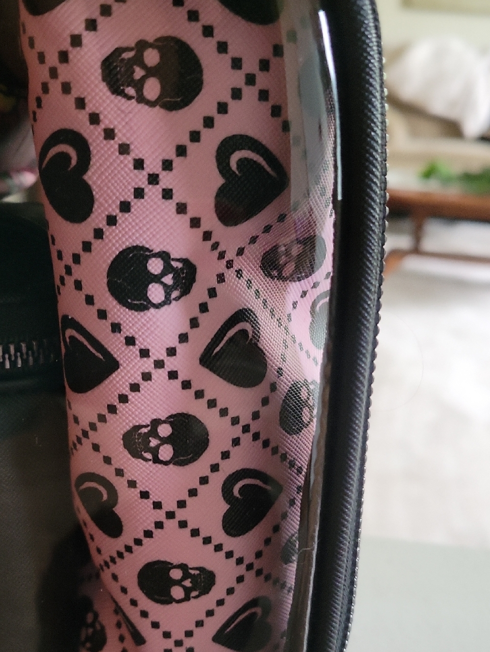 Ed Hardy Black Cosmetic Case with Pink Tattoo Print - Picture 4 of 5